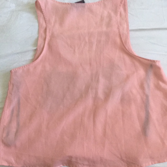 🌹2/$20🌹 Bundle of five tank tops/ womens shirts. Sizes xs to L. - Picture 9 of 13